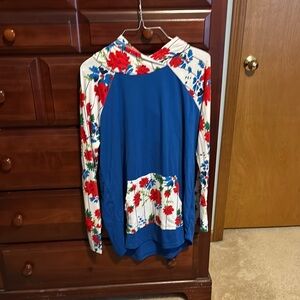 Floral Blue Women's Top
